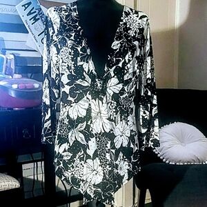*NWT!* Brittany Black Embellished Blouse